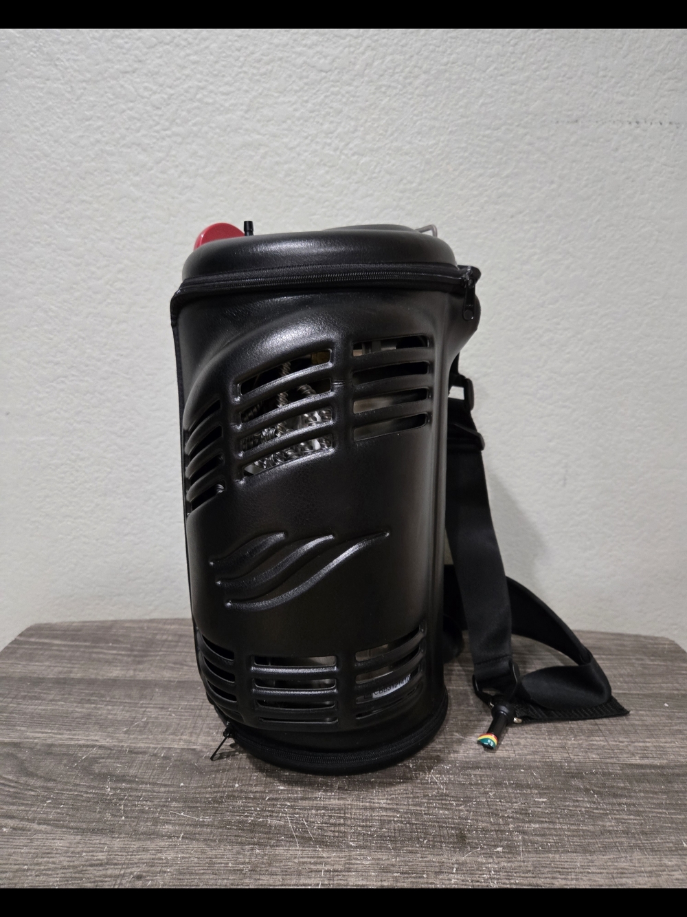 UNTESTED Caire Hi Flow Stroller Portable Liquid Oxygen Tank - Top Fill